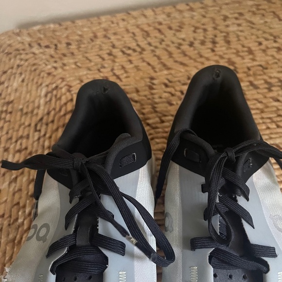 On cloud cloudflow athletic shoes men’s size 9 woman’s size 10 - Picture 7 of 8